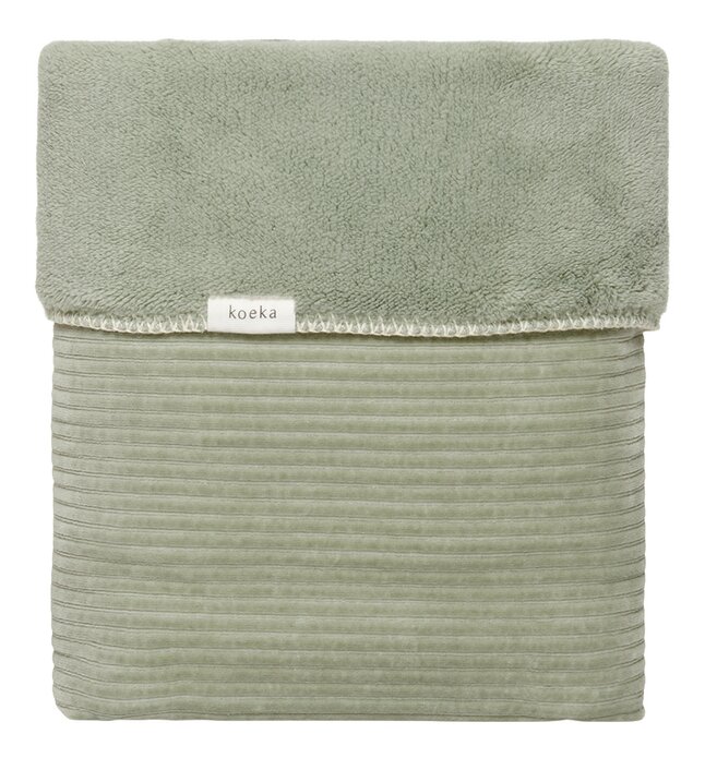 Koeka Deken voor bed Vik Shadow Green teddy